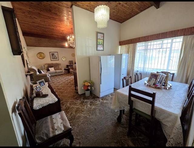 3 BEDROOM HOUSE FOR SALE IN SINOVILLE